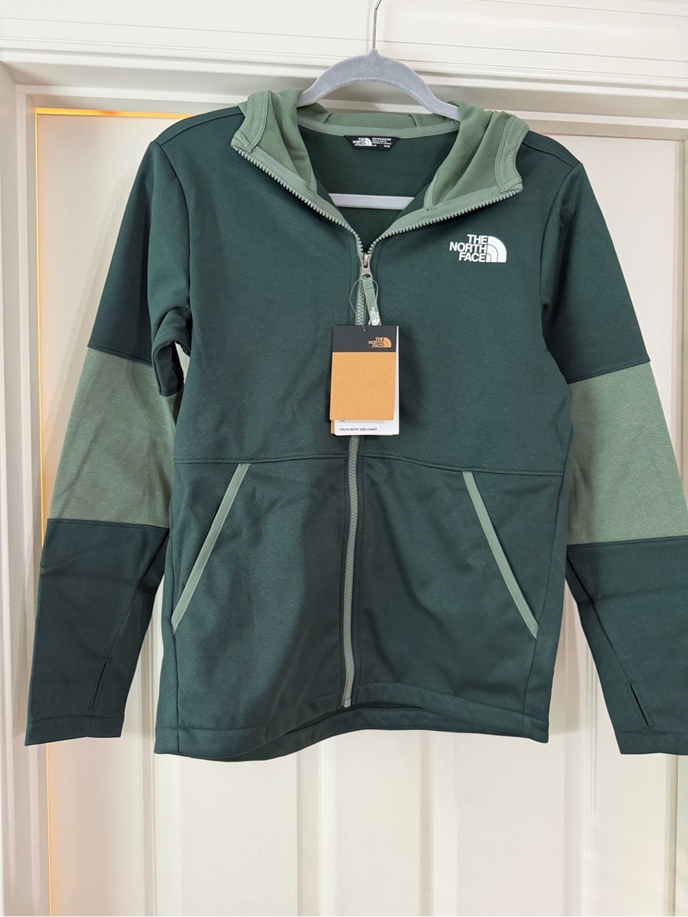 The North Face Boys' Winter Full-Zip Hoodie boys size large 14/16